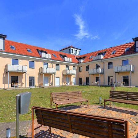 Peenemuende, Seglerhafen St Schoner 7, 13, 14 Exteriör bild