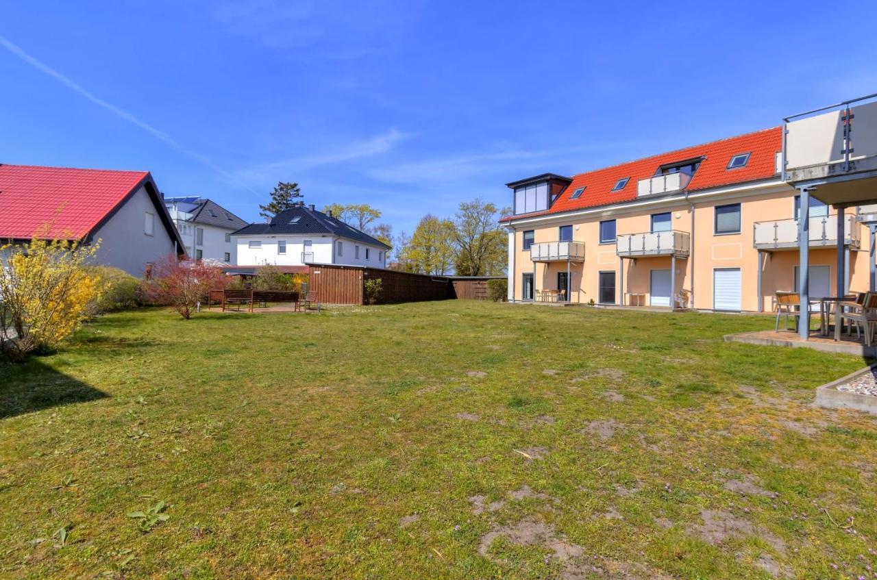 Peenemuende, Seglerhafen St Schoner 7, 13, 14 Exteriör bild
