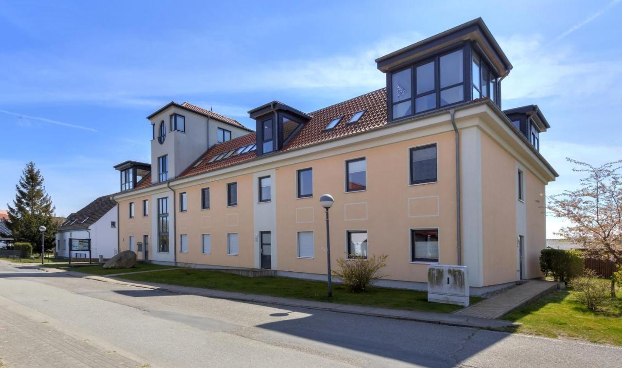 Peenemuende, Seglerhafen St Schoner 7, 13, 14 Exteriör bild