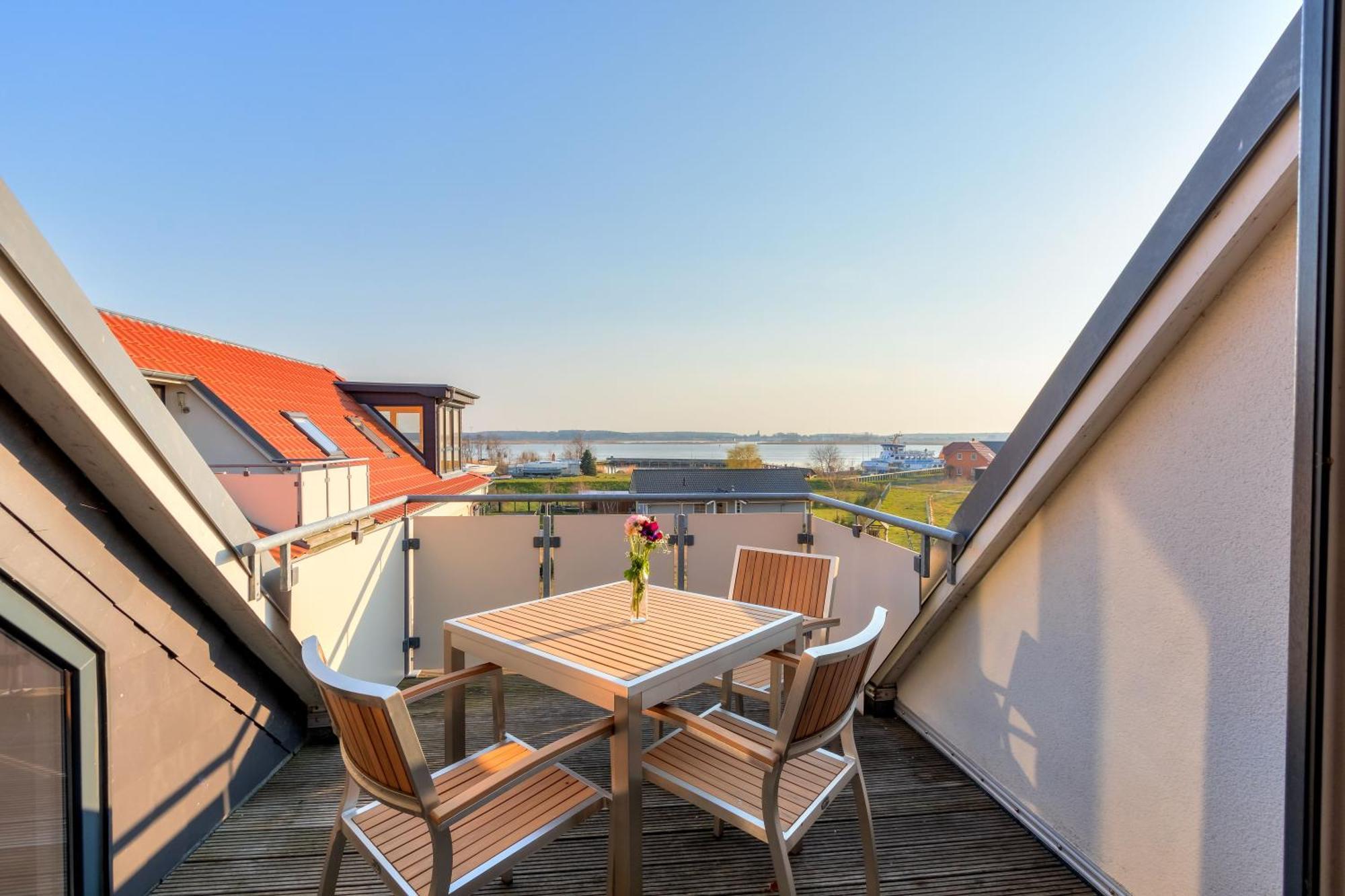 Peenemuende, Seglerhafen St Schoner 7, 13, 14 Exteriör bild