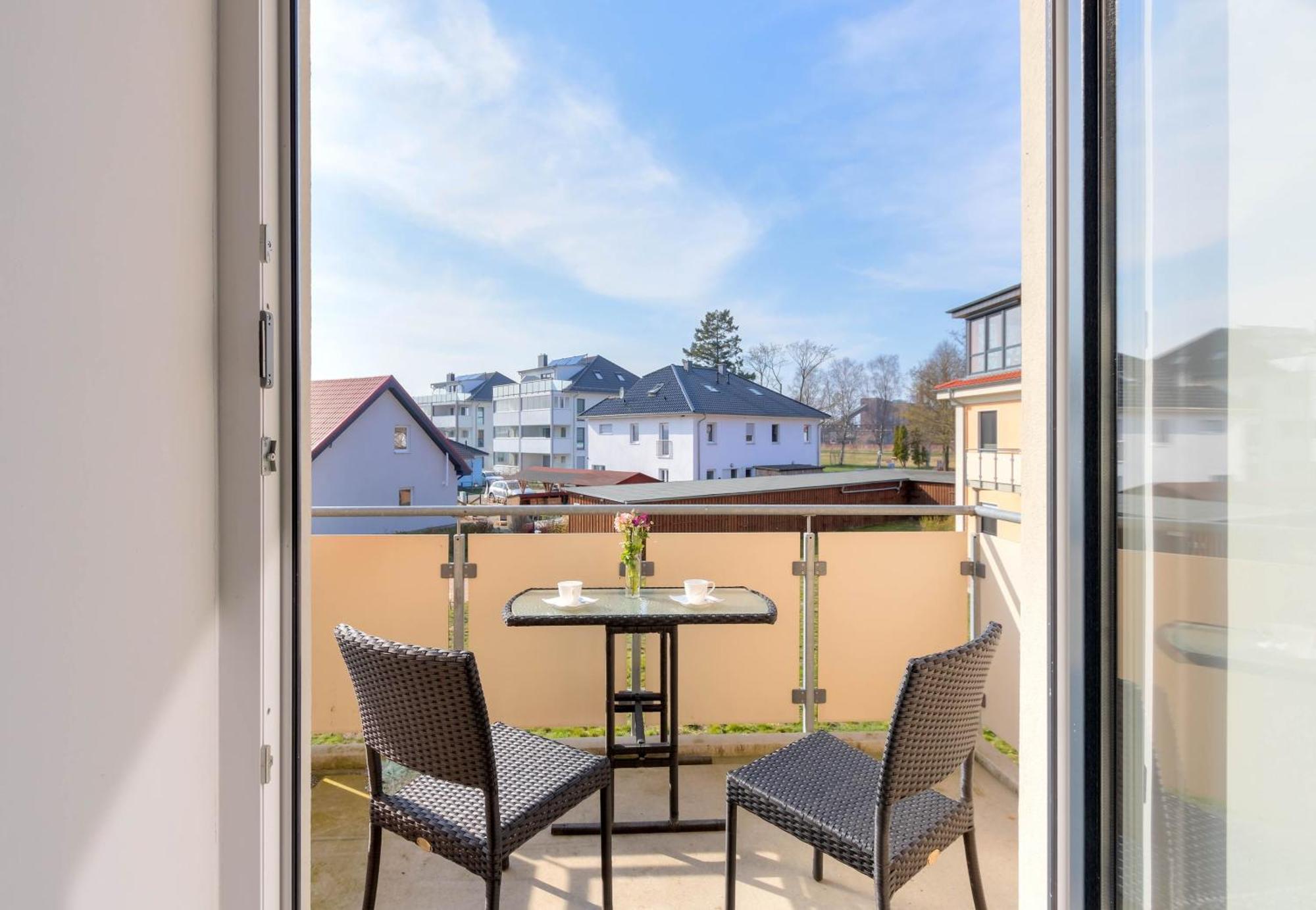 Peenemuende, Seglerhafen St Schoner 7, 13, 14 Exteriör bild